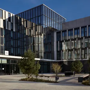Candlewood Airport By Ihg Apart Otel Düsseldorf